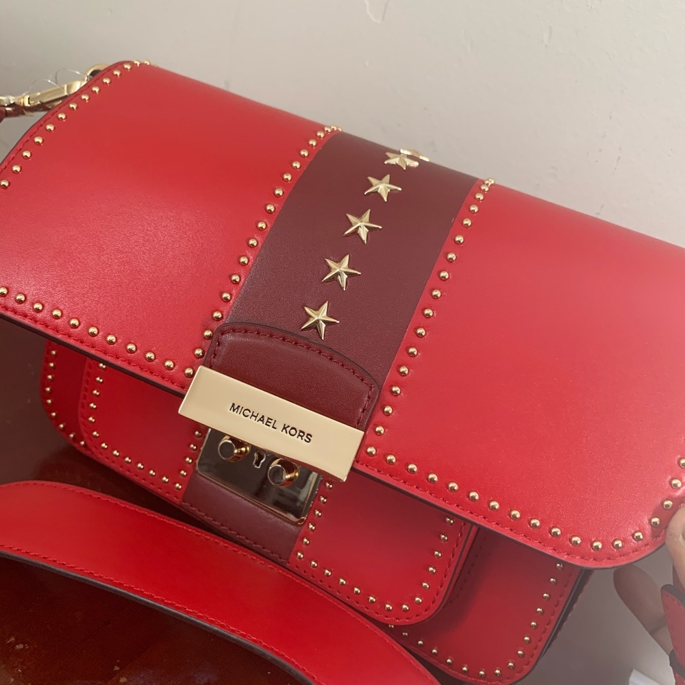 Mk handbag new with tag